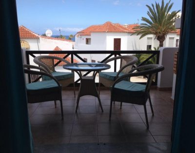 Spacious two bedroom apartment LA28