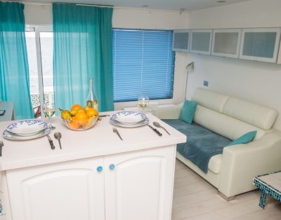 First line Studio in Las Barandas CS166