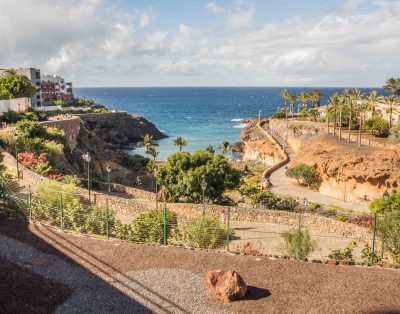 First line apartment in Playa Paraiso PP70