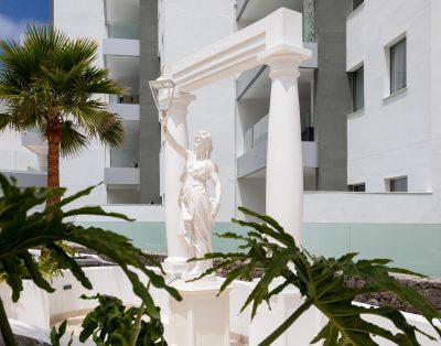 NEW Apartment in Ocean Garden PP005