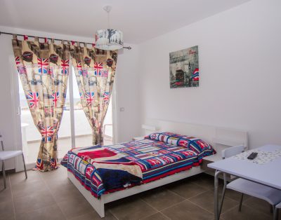 Victoria 5 LONDON STUDIO