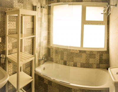 Villa with private swimming pool First line CS93