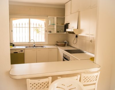 Villa with private swimming pool First line CS93