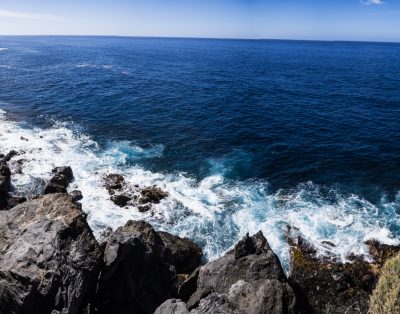 Villa with private swimming pool First line CS93