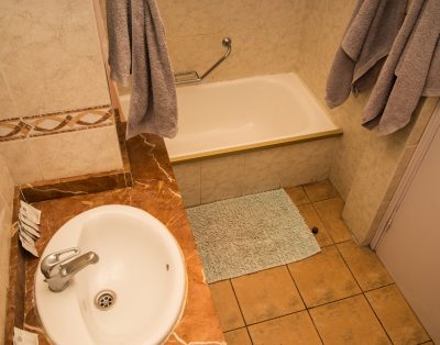 Apartment In Parque Cattleya LA74