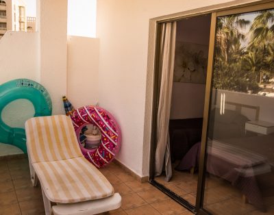 Apartment In Parque Cattleya LA74