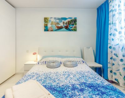 Spacious and bright Apartment in Las Americas LA453