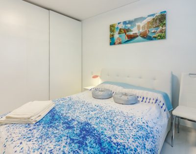 Spacious and bright Apartment in Las Americas LA453