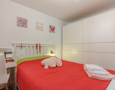 Spacious and bright Apartment in Las Americas LA453