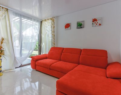 Spacious and bright Apartment in Las Americas LA453